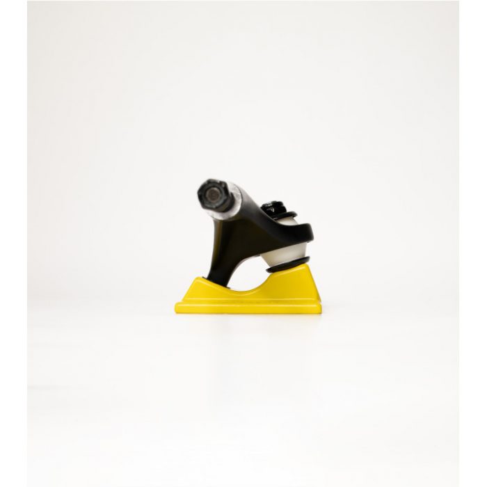 Подвески для скейтборда Theeve CSX V3 Palmquist Neon Lights blk/yel