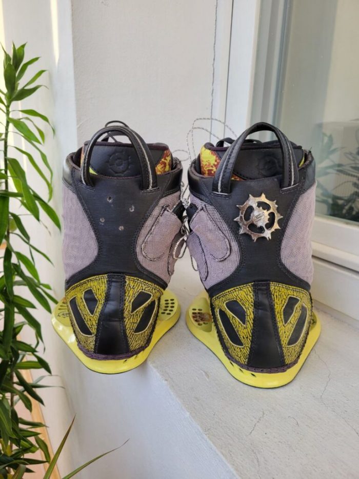 Крепления для вейкборда Slingshot RAD + boots blk/yellow USED=v.good (27cm)