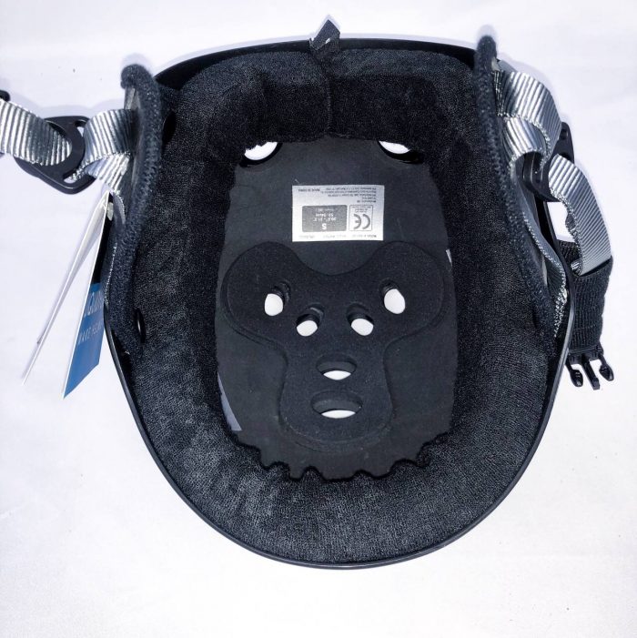 Шлем для вейкборда Liquid Force Flash BLACKOUT ss24