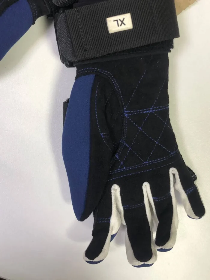 Перчатки для вейкборда Connelly Tournament blk/blue