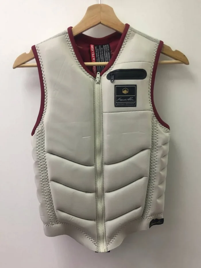 Жилет водный жен Liquid Force Breeze Comp - vanilla ss23 c дефектами Жилет водный жен Liquid Force Breeze Comp - vanilla ss23 c дефектами