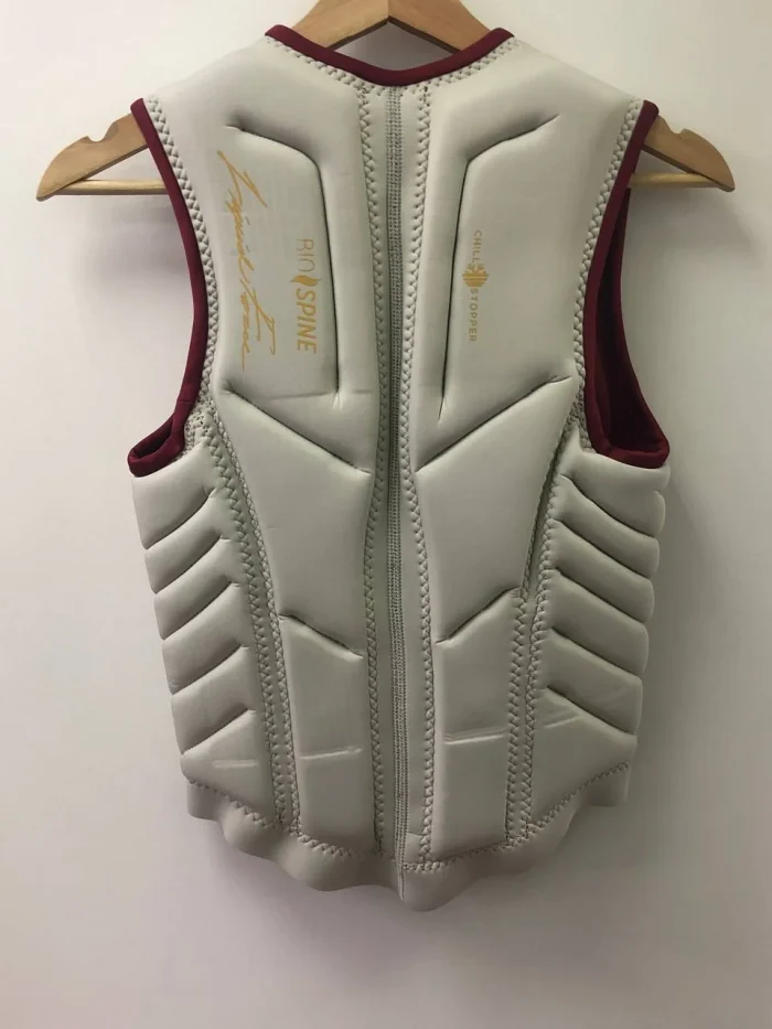 Жилет водный жен Liquid Force Breeze Comp - vanilla ss23 c дефектами