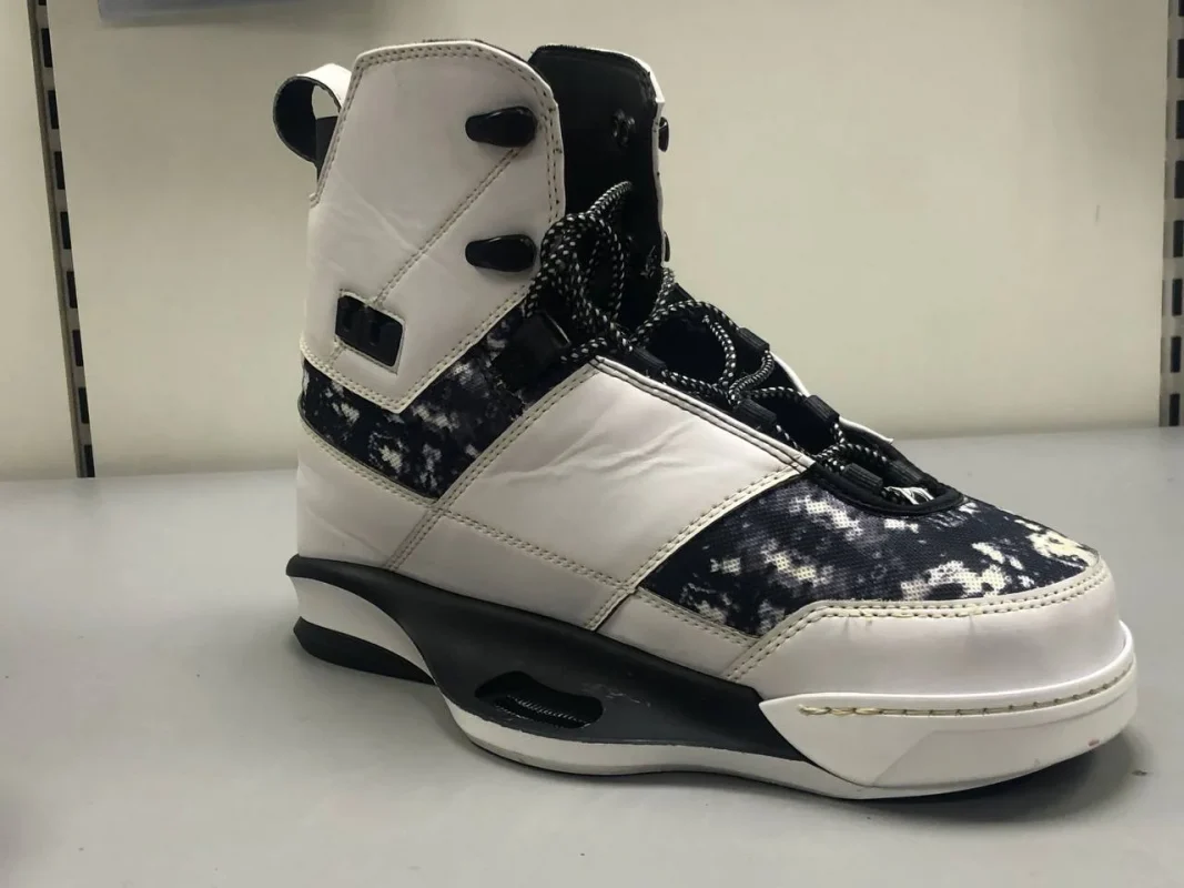 Крепления Liquid Force Peak 6X ss23 (9-10) Used