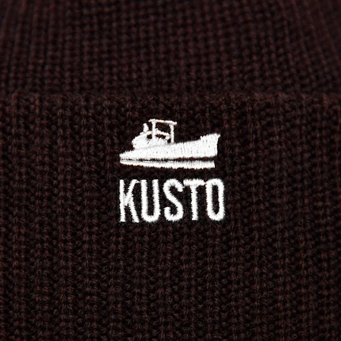 Шапка KUSTO Funky ONE вышивка