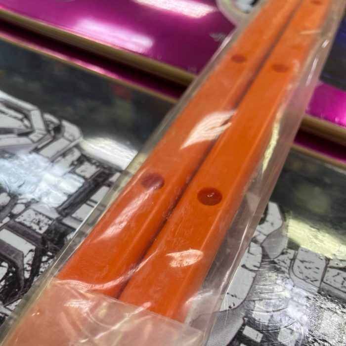 Накладки на доску (рейлы) The Beez Kneez