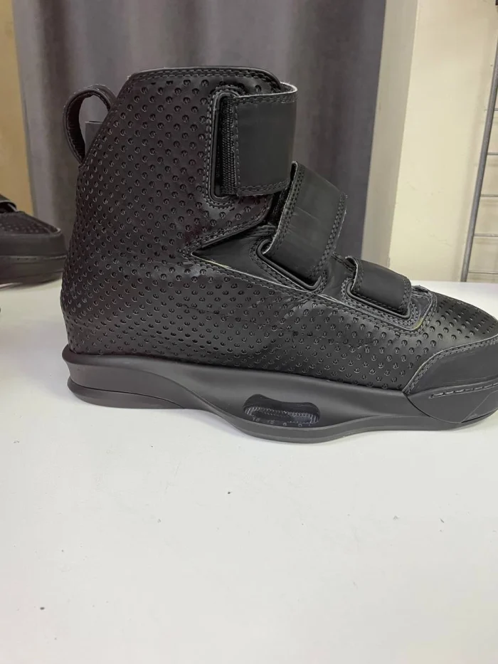 Крепления для вейкборда Liquid Force HOOK 10-11 (used)