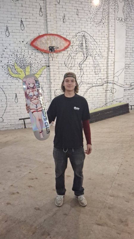 Паллет-скейт-парк